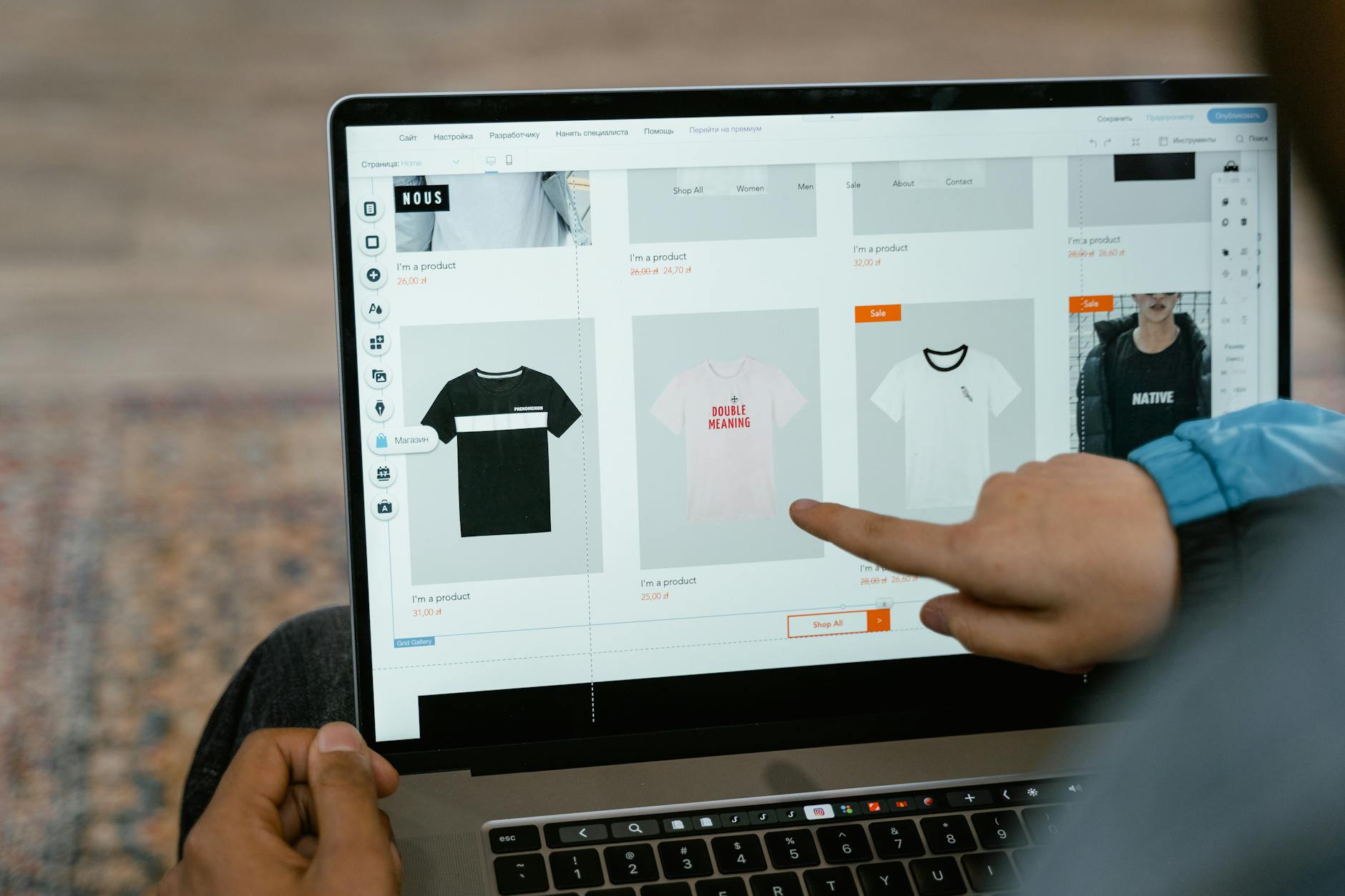 Virtual Try-On Technology Transforming Shopping