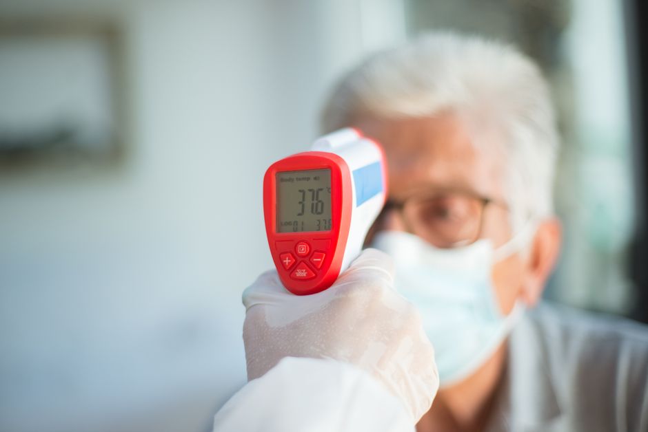 European heatwave deaths - elderly person hot summer temperature