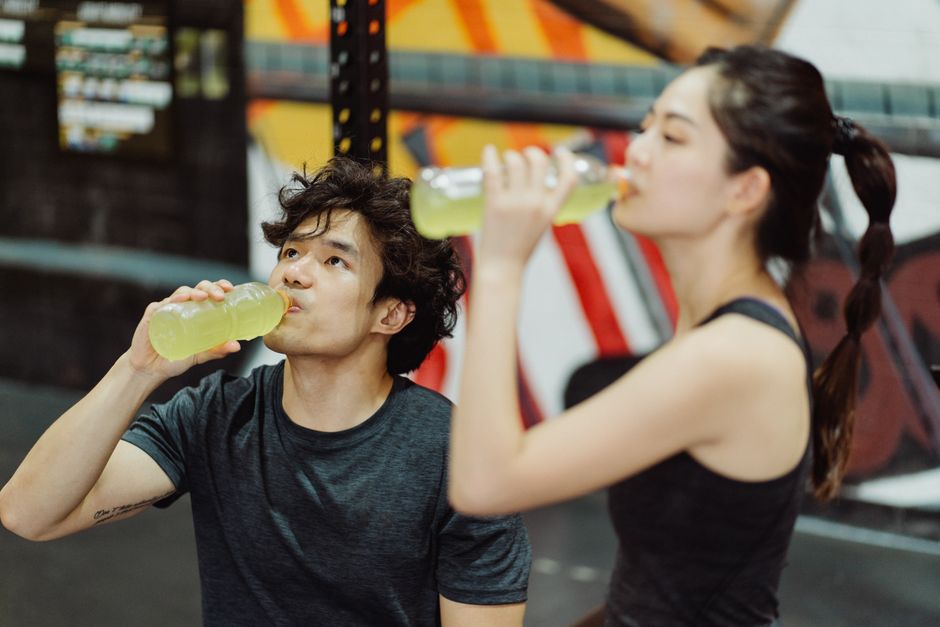 electrolyte intake - electrolyte drink water hydration