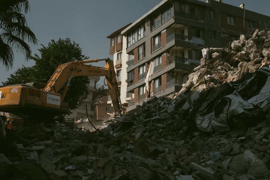 earthquake clusters - World Rocked by 4 Powerful Earthquakes in Less Than 8 Hours. Were They Connected?
